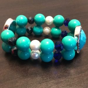 Multi color blue stretch double strand bracelet